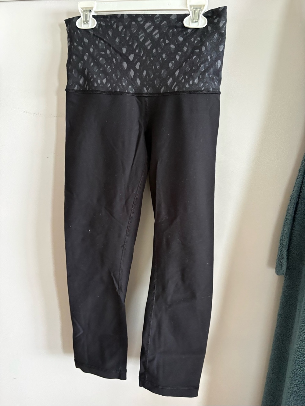 Lululemon High-Waist Yoga Leggings